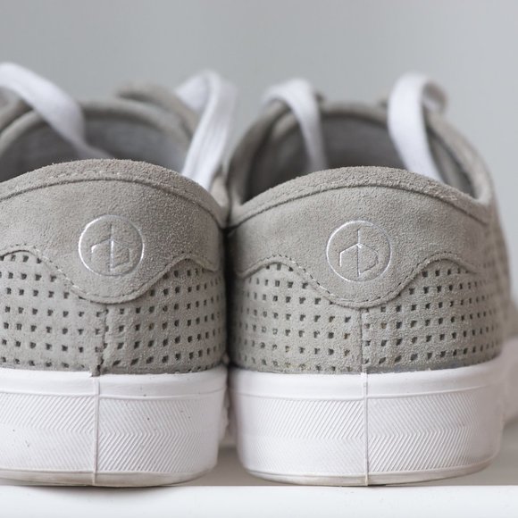 Rag & Bone New York Standard Issue Perforated Leather Sneakers - Picture 3 of 9